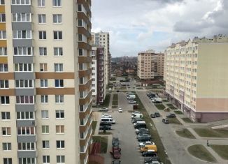 Трехкомнатная квартира на продажу, 85.8 м2, Калининград, Кипарисовая улица, 2
