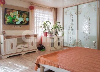 Продаю 4-комнатную квартиру, 142 м2, Симферополь, Фруктовая улица, 25, Киевский район