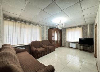 Продаю 2-комнатную квартиру, 40 м2, Кабардино-Балкариия, улица Калинина, 254