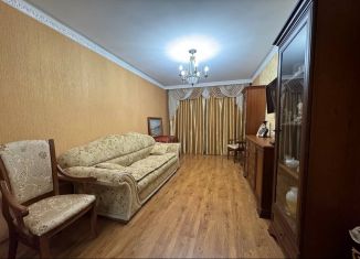 Трехкомнатная квартира на продажу, 70 м2, Таганрог, улица Циолковского, 30-3