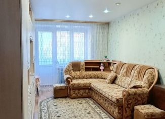 Продается трехкомнатная квартира, 57.7 м2, Нижегородская область, 2-й микрорайон, 10