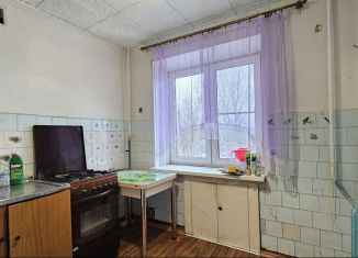 Продается 2-комнатная квартира, 45.5 м2, Боровичи, улица Подбельского, 47