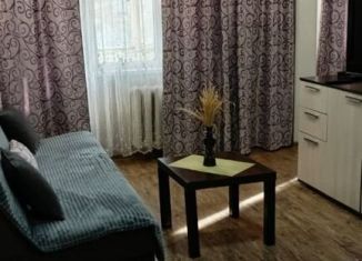 Сдам 1-комнатную квартиру, 32 м2, Астрахань, улица Вячеслава Мейера