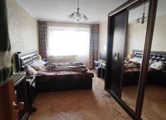 Продаю 3-комнатную квартиру, 63 м2, Владикавказ, улица Кутузова, 80к3