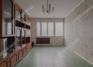 Продается трехкомнатная квартира, 60 м2, Санкт-Петербург, улица Генерала Симоняка, 25, муниципальный округ Ульянка