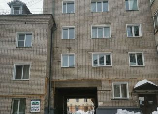 Трехкомнатная квартира на продажу, 79 м2, Кировская область, Московская улица, 15