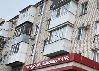 Продам 2-комнатную квартиру, 45 м2, Ставрополь, улица Мира, 165, микрорайон № 6