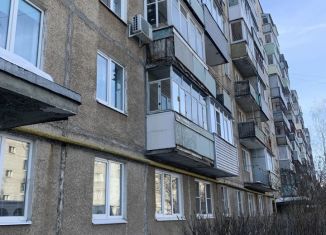 Сдаю в аренду двухкомнатную квартиру, 49 м2, Ярославль, проспект Фрунзе, 61
