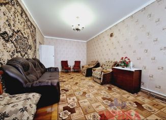 2-комнатная квартира на продажу, 59 м2, Краснодарский край, улица Высоты Героев, 8