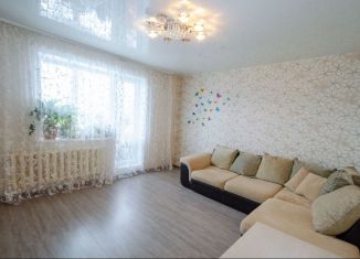 Продается 4-комнатная квартира, 73 м2, Свердловская область, улица Басова, 2