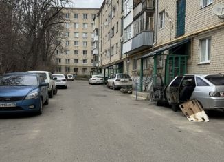 Продаю трехкомнатную квартиру, 51 м2, Ставрополь, улица Мира