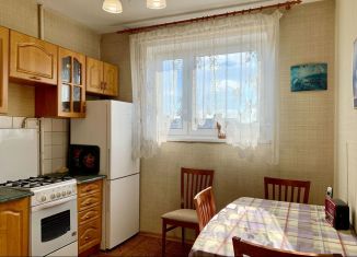Сдается двухкомнатная квартира, 52 м2, Москва, Свободный проспект, 7к2