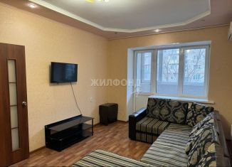 Продаю однокомнатную квартиру, 38 м2, Астраханская область, улица Тренёва, 11к2
