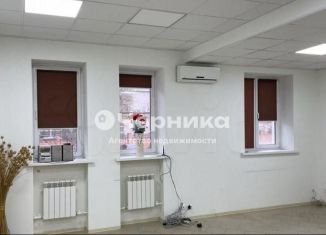 Продажа 2-комнатной квартиры, 58.6 м2, Каменск-Шахтинский, проспект Карла Маркса, 57