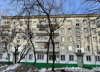 Сдается 3-комнатная квартира, 53 м2, Москва, Кантемировская улица, 23, метро Царицыно