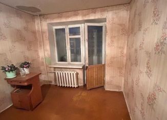 Продам 2-комнатную квартиру, 45 м2, Невинномысск, улица Гагарина, 26