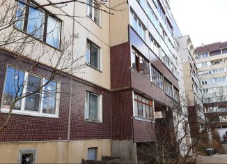 Продается 3-комнатная квартира, 67.8 м2, Псковская область, Рижский проспект