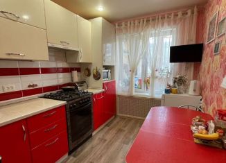 Продается 3-комнатная квартира, 64.3 м2, Татарстан, улица Фрунзе, 19