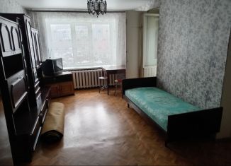 Сдаю в аренду 2-ком. квартиру, 46 м2, Пенза, улица Калинина, 74