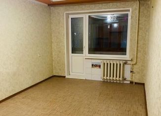 Сдача в аренду трехкомнатной квартиры, 61 м2, Абакан, улица Крылова