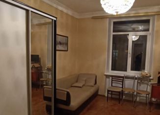 Сдам в аренду 3-комнатную квартиру, 78 м2, Колпино, Павловская улица, 19/13