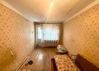 Продаю 2-ком. квартиру, 41.6 м2, Пикалёво, 1-й Театральный переулок, 6