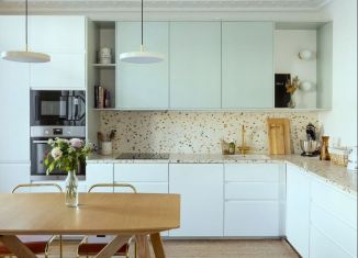 Продаю трехкомнатную квартиру, 145.1 м2, Москва, Староконюшенный переулок, 45, метро Кропоткинская
