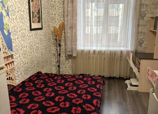 Сдается комната, 13.6 м2, Санкт-Петербург, улица Пугачёва, 4
