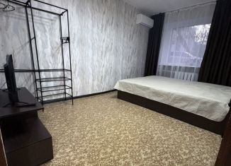 Сдача в аренду двухкомнатной квартиры, 41 м2, Новороссийск, набережная Адмирала Серебрякова