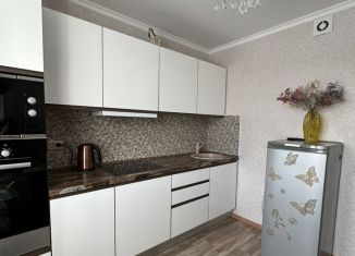 Продаю двухкомнатную квартиру, 53.8 м2, Бурятия, улица Виктора Военнова, 8