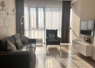 Трехкомнатная квартира в аренду, 85 м2, Татарстан, улица Абсалямова, 19