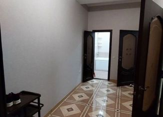 Двухкомнатная квартира в аренду, 65 м2, Махачкала, улица Эльзы Ибрагимовой, 31Бк1