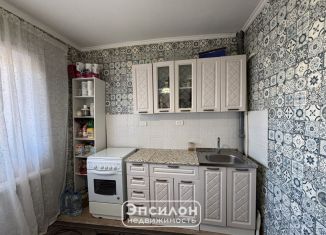 Продается двухкомнатная квартира, 48.6 м2, Курск, Семёновская улица, 82, Центральный округ