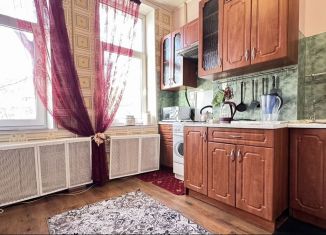 Сдаю 1-ком. квартиру, 35 м2, Калининград, Комсомольская улица, 79