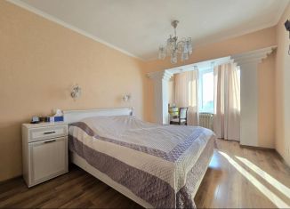 Продается 3-ком. квартира, 63.6 м2, Петропавловск-Камчатский, улица Академика Королёва, 39/2, микрорайон Горизонт-Север