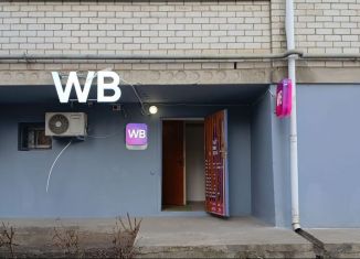 Продам торговую площадь, 33 м2, Краснодар, микрорайон Восточно-Кругликовский, Черкасская улица, 75