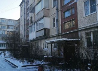 Продам 2-ком. квартиру, 47.2 м2, Кингисепп, Железнодорожная улица, 12