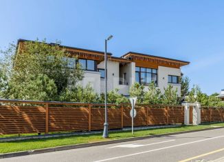 Продаю дом, 590 м2, деревня Поздняково