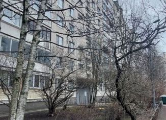 Продам 2-ком. квартиру, 46.2 м2, Санкт-Петербург, улица Есенина, 26к1