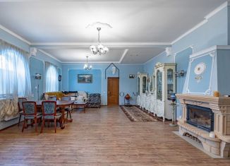 Сдача в аренду дома, 300 м2, Ломоносов, Павловский проспект, 1