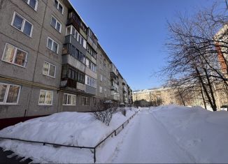 Продается 2-ком. квартира, 45 м2, Барнаул, улица Антона Петрова, 228, Ленинский район