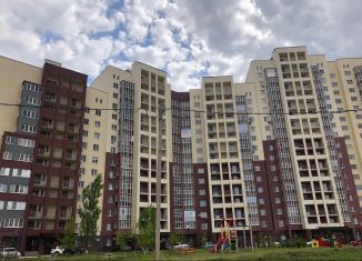 Продаю трехкомнатную квартиру, 81 м2, Оренбург, улица Неплюева, 5, ЖК Дубки