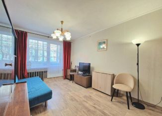 Продам 2-ком. квартиру, 41.4 м2, Сергиев Посад, Солнечная улица, 1