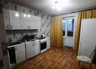 Сдается в аренду 1-ком. квартира, 40 м2, Тольятти, улица Александра Кудашева, 110