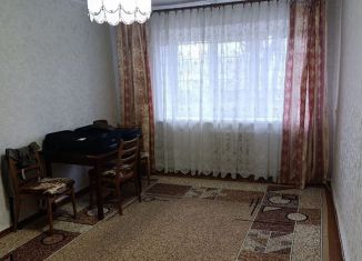 Продам 3-ком. квартиру, 55 м2, Саратов, Барнаульская улица, 8