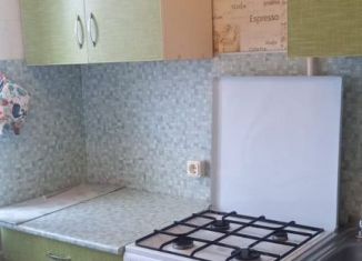 Продажа 2-комнатной квартиры, 46 м2, Ломоносов, Александровская улица, 31