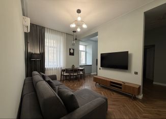 Аренда трехкомнатной квартиры, 73 м2, Москва, Кутузовский проспект, 26к1, район Дорогомилово