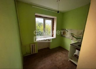 Продам 3-ком. квартиру, 52 м2, Плавск, улица Победы, 26