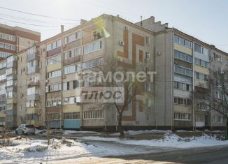 Продаю 2-ком. квартиру, 52.2 м2, Амурская область, Амурская улица, 24