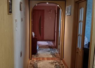 Продаю четырехкомнатную квартиру, 72.5 м2, Серов, улица Ленина, 221